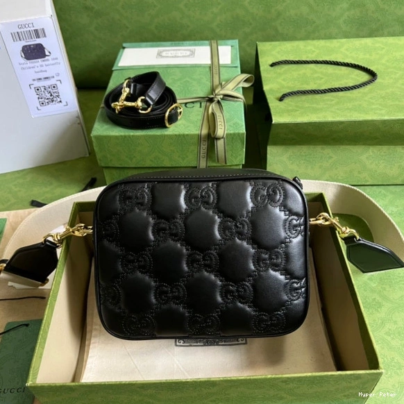 Hyper Peter leather matelassé GG bag shoulder Gucci 0809